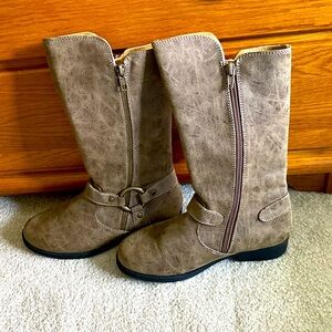 Dark tan boots